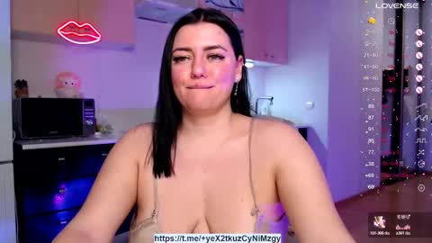 Snapshot of sophiasoft chatting on February 2026 07:01:02 PM Sophia online show from February 2026 07:01:02 PM