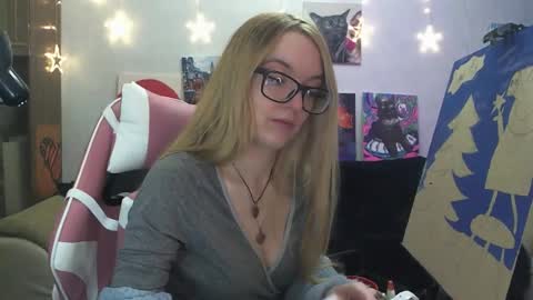 Snapshot of sophiasonata chatting on November 2025 09:52:02 PM SophiaSonata online show from November 2025 09:52:02 PM