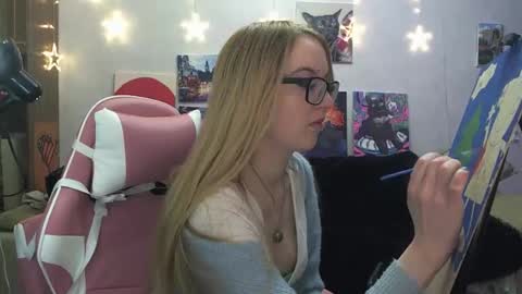 Snapshot of sophiasonata chatting on November 2025 08:30:01 PM SophiaSonata online show from November 2025 08:30:01 PM