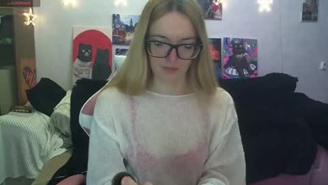 Snapshot of sophiasonata chatting on January 2026 06:22:02 PM SophiaSonata online show from January 2026 06:22:02 PM