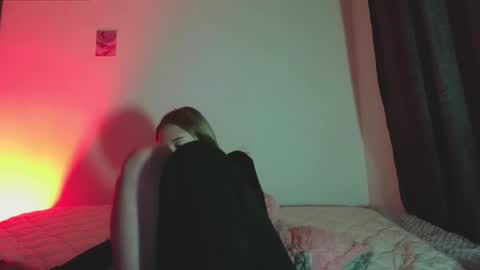 Sophie online show from December 2024 12:11:02 AM