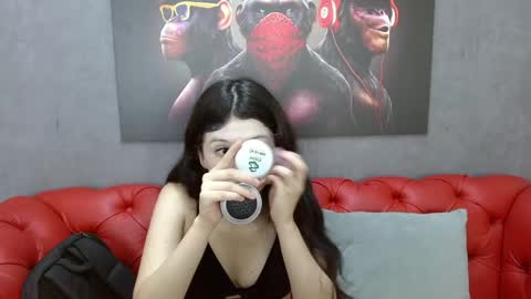 S O P H I E online show from April 2026 03:06:01 PM