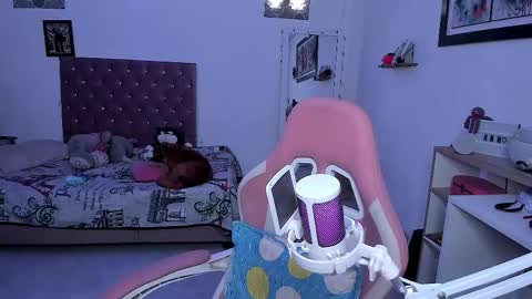 sophie doll online show from April 2026 09:56:02 PM