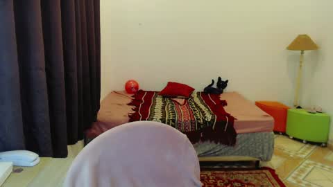 Sophie Fantasys online show from April 2026 09:17:02 PM