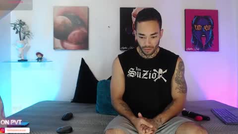 Snapshot of sophie_foxx chatting on December 2025 11:59:01 AM SOPHIE - FOXX online show from December 2025 11:59:01 AM