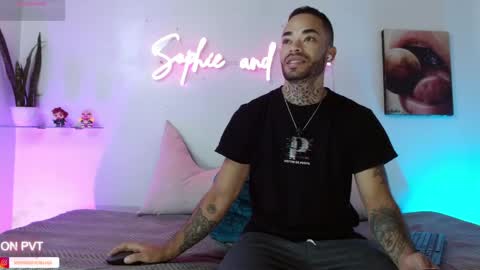 SOPHIE - FOXX online show from May 2026 12:03:02 PM