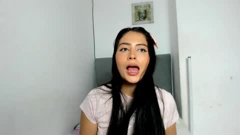 Snapshot of sophie_foxxx chatting on December 2024 07:41:02 PM Sophie online show from December 2024 07:41:02 PM