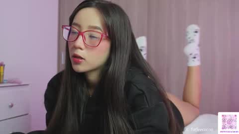 Sophie or Sof online show from October 2025 05:59:01 AM