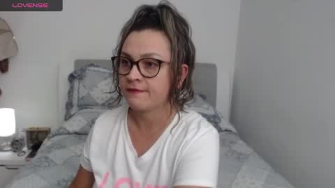 Sofa online show from January 2025 03:29:01 AM