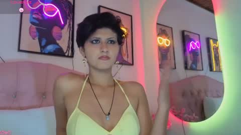 sophie_mcgreen online show from June 2026 07:59:01 PM