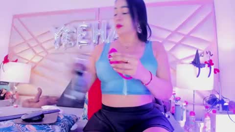 sophie_newton online show from July 2026 12:22:01 PM
