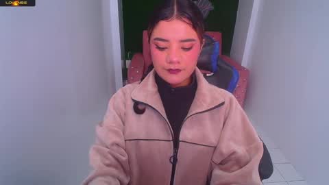 Snapshot of sophie_t_ chatting on January 2025 02:39:02 AM Sofia online show from January 2025 02:39:02 AM