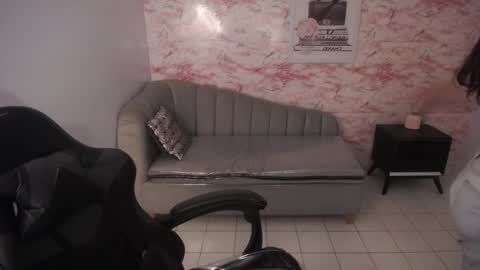 Snapshot of sophie_t_ chatting on February 2025 07:38:01 PM Sofia online show from February 2025 07:38:01 PM