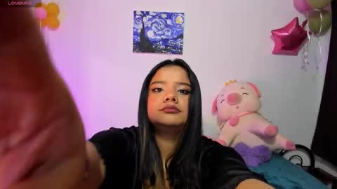 Snapshot of sophie_t_ chatting on November 2025 11:24:02 AM Sofia online show from November 2025 11:24:02 AM