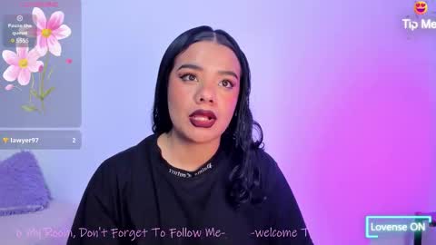 Snapshot of sophie_t_ chatting on December 2025 12:32:01 PM Sofia online show from December 2025 12:32:01 PM