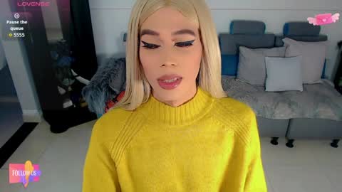 Snapshot of sophie_vall chatting on March 2026 12:00:02 AM sophie_vall online show from March 2026 12:00:02 AM