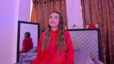 Sophie online show from May 2026 01:52:01 PM