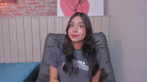 Sophie online show from January 2025 03:40:02 PM