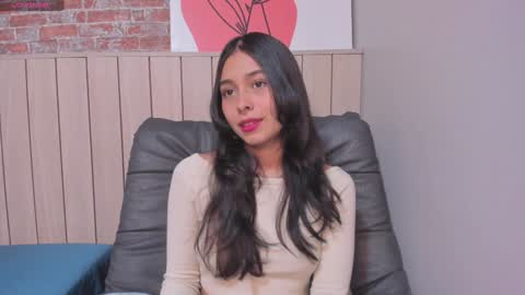 Sophie online show from February 2025 12:49:01 PM