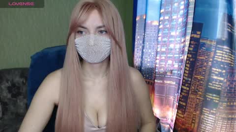Sophie online show from March 2026 08:48:01 AM