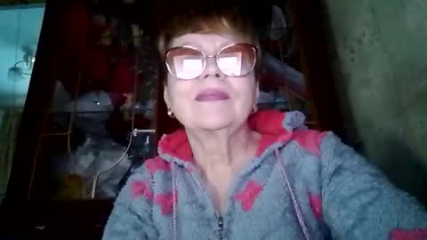 SophieBurnsX online show from April 2026 04:09:02 PM