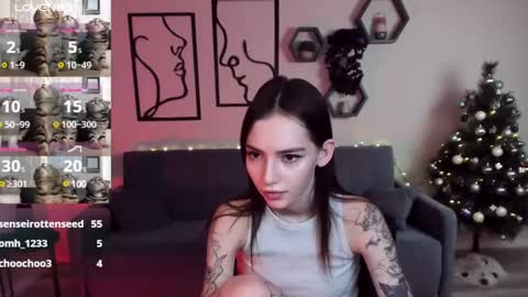 Sophie online show from December 2024 12:23:01 AM