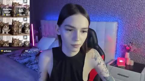 Sophie online show from February 2025 08:53:02 AM