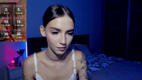 Sophie online show from September 2025 01:29:02 AM