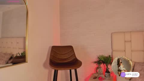 Sophie online show from September 2025 11:32:01 AM