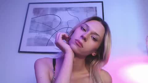 sophiediamond_x online show from October 2025 10:27:01 AM