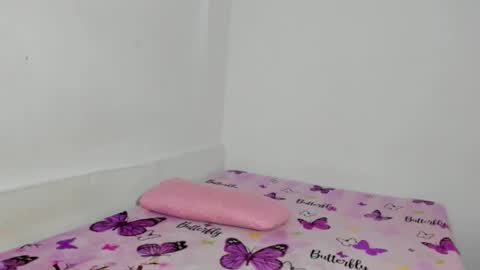 Snapshot of sophiee_veryhot chatting on November 2025 09:47:02 PM sophiee veryhot online show from November 2025 09:47:02 PM