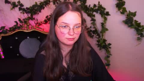 sophieedreams online show from October 2025 02:42:02 PM