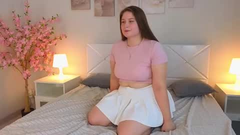 Snapshot of sophieee_lee chatting on February 2025 10:37:02 AM Sophie online show from February 2025 10:37:02 AM