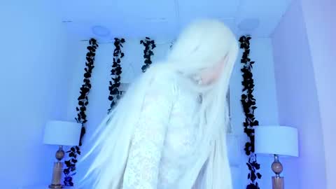 SOPH  online show from January 2025 10:26:01 PM