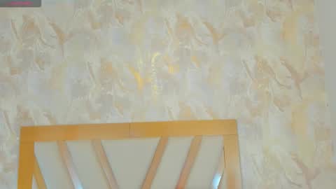 Sophie online show from November 2025 12:49:02 PM