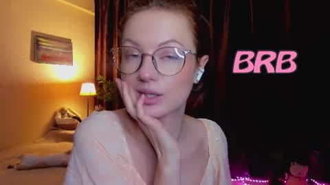 Snapshot of sophieleroux chatting on July 2026 03:05:01 PM sophieleroux online show from July 2026 03:05:01 PM