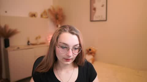 Emma online show from May 2026 12:31:02 PM