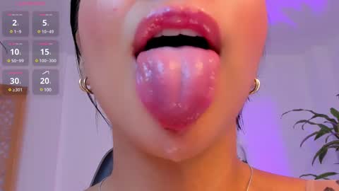 sophierooy online show from February 2025 01:30:02 PM