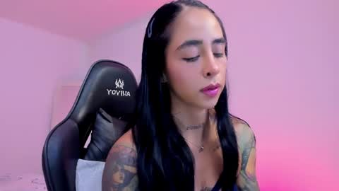 Snapshot of sophierooy chatting on July 2026 12:15:02 AM sophierooy online show from July 2026 12:15:02 AM