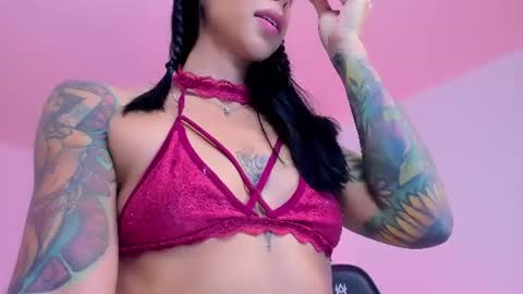 Snapshot of sophierooy chatting on July 2026 01:14:01 AM sophierooy online show from July 2026 01:14:01 AM