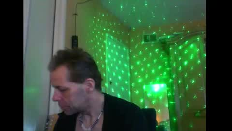 Snapshot of sophiestar12 chatting on December 2024 12:16:01 PM Sophiestar online show from December 2024 12:16:01 PM