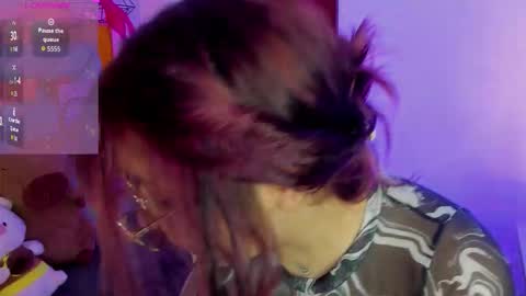   Sophie  online show from January 2026 07:40:01 PM