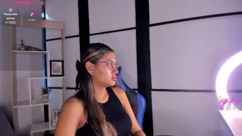 sophiewatson_ online show from July 2026 12:02:02 PM