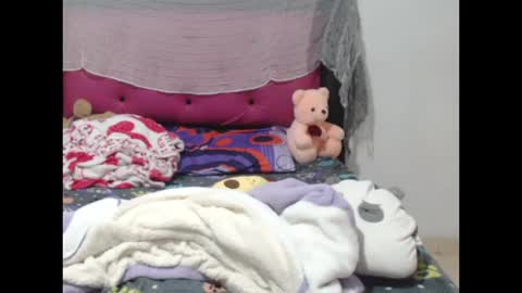 sophiia8 online show from October 2025 11:50:01 PM