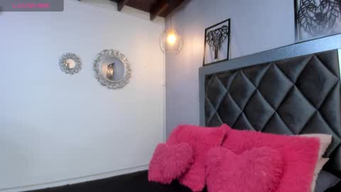 sophi online show from December 2024 02:22:02 PM