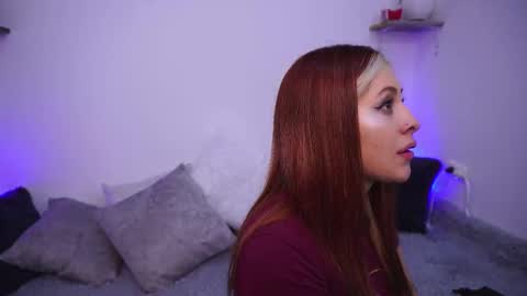 Snapshot of sophiiecums chatting on September 2025 12:29:01 PM Sophiie online show from September 2025 12:29:01 PM