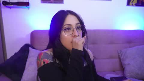 Sophiie online show from May 2026 03:24:02 AM