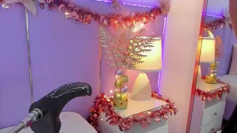 Sophy online show from December 2025 11:58:02 AM