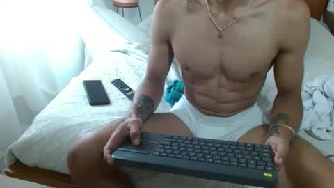 Snapshot of sornero777111 chatting on December 2025 06:58:01 PM businessman online show from December 2025 06:58:01 PM