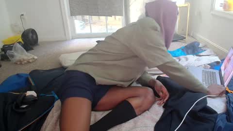 sorryicum online show from December 2024 06:31:01 PM